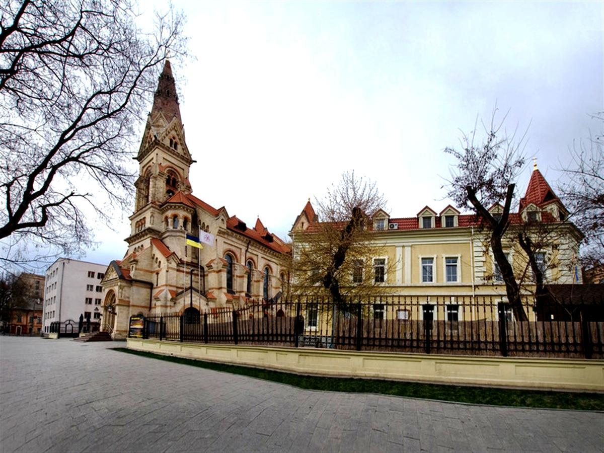 Отель Saint Paul Odessa Экстерьер фото